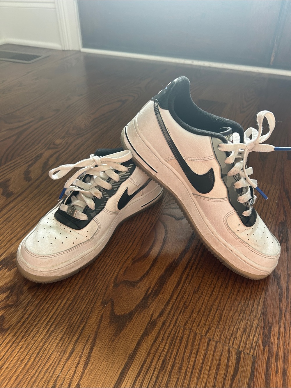 Nike Air Force 1 Low “Remix Pack” White and Black, size 6Y